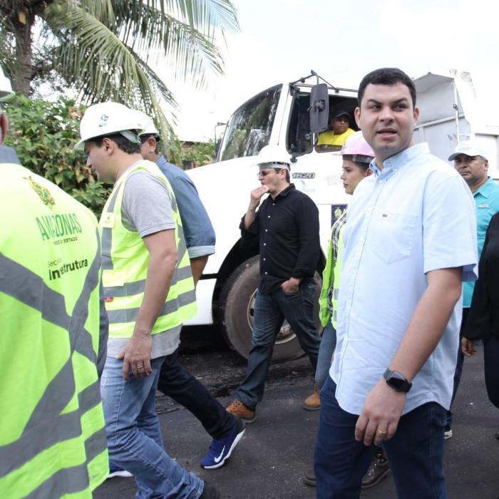 Saullo Vianna pede da Seinfra inclusão de ruas do Itaúna 1 e Itaúna 2 nos serviços de asfaltamento em Parintins Saullo Vianna pede da Seinfra inclusão de ruas do Itaúna 1 e Itaúna 2 nos serviços de asfaltamento em Parintins