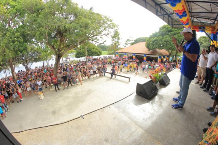 Presença da população marca reinauguração do Cantagalo