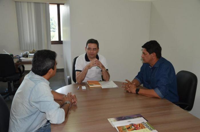 Prefeitura de Parintins apresenta demandas do setor primário à SEPROR