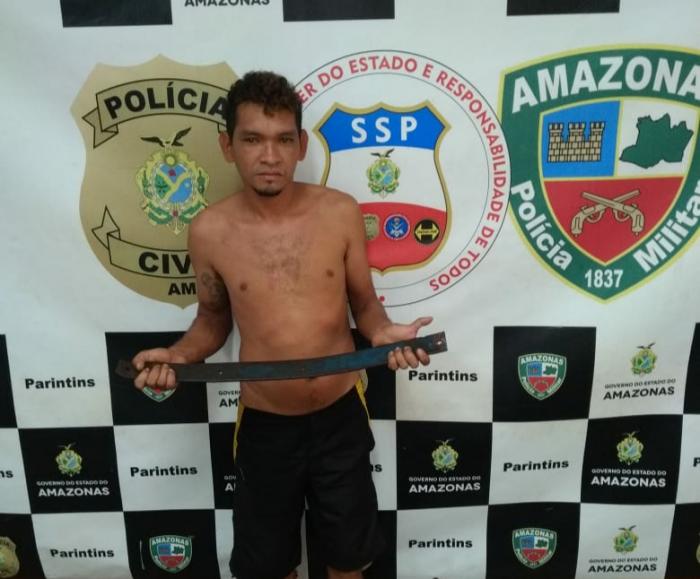 PM prende homem acusado de tentativa de homicídio na Francesa em Parintins PM prende homem acusado de tentativa de homicídio na Francesa em Parintins