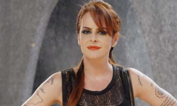 Morre atriz e escritora Fernanda Young, aos 49 anos Morre atriz e escritora Fernanda Young, aos 49 anos