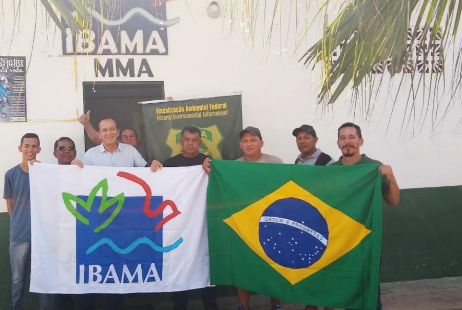 Em novo ataque contra Amazônia, Bolsonaro fecha Ibama no interior do Amazonas