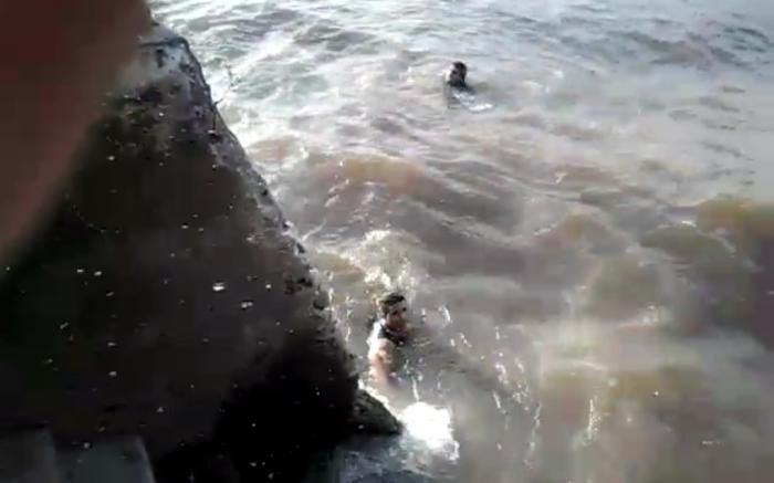 Vídeo mostra momento em que adolescente começa a se afogar no Rio Amazonas