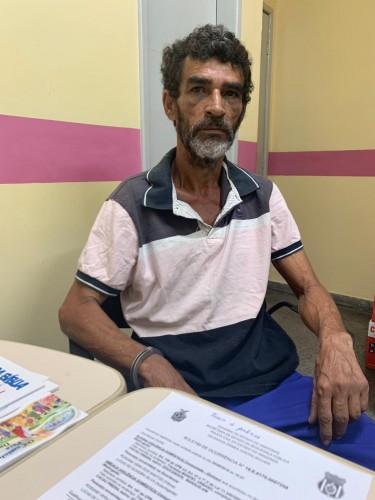 Polícia Civil prende pedreiro que cortou parte de uma das orelhas da companheira Polícia Civil prende pedreiro que cortou parte de uma das orelhas da companheira