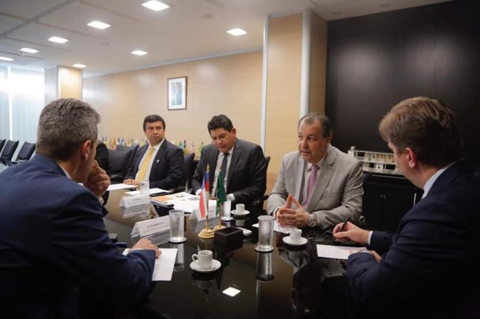 Omar e Bi Garcia atuam em Brasília em busca de recursos para orla de Parintins