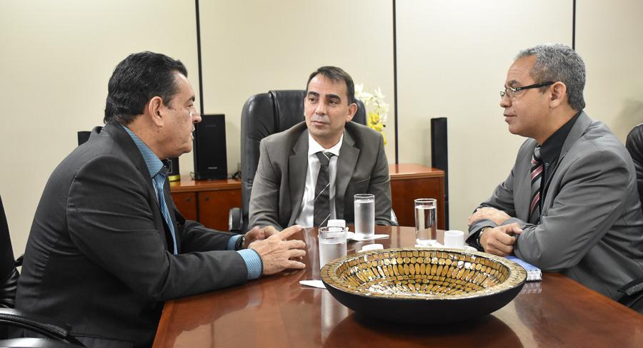 Ministério Público abre procedimento para acompanhar mortes de supostos traficantes em Manaus