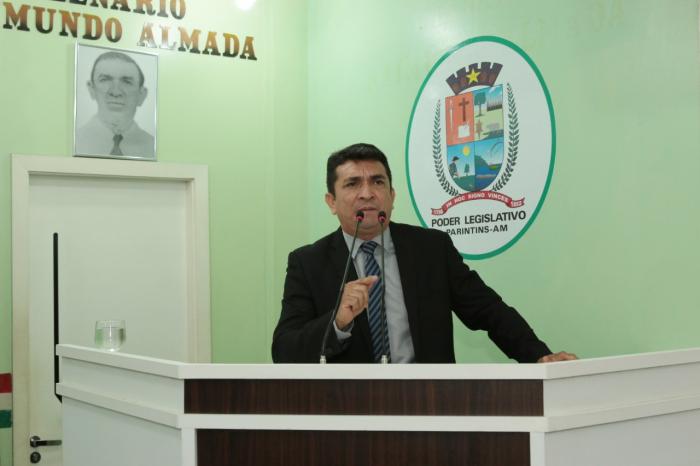 Vereador Beto Farias cobra prestação de contas de Telo Pinto a frente da Câmara de Parintins