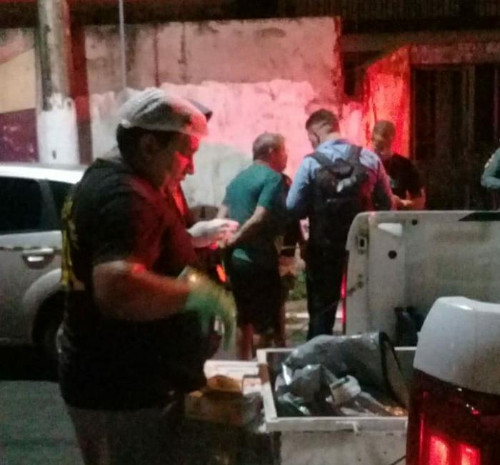 Homem encontrado em imóvel no centro de Parintins não foi carbonizado, diz legista