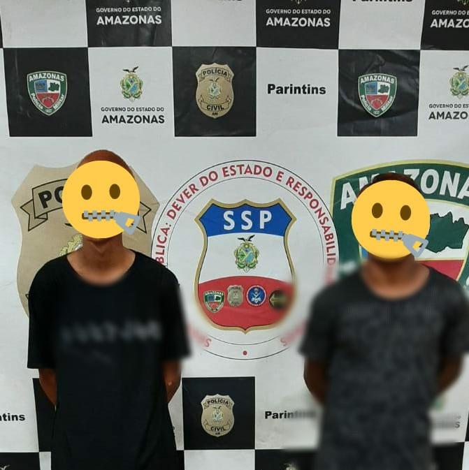 Menores que comercializavam entorpecente em praça de Parintins são apreendidos pela PM Menores que comercializavam entorpecente em praça de Parintins são apreendidos pela PM