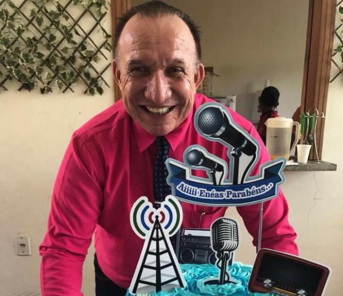 Com problemas de saúde, ex-prefeito de Parintins viaja à Manaus para tratamento