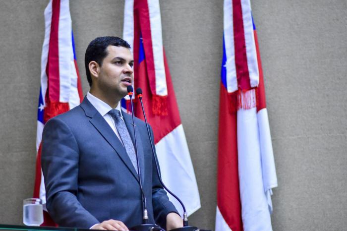 Saullo Vianna pede instalação de polo da UEA e ampliação de cursos do CETAM em Silves