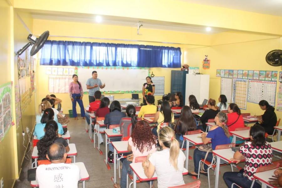 Mais de 30 mil estudantes em Parintins tem aulas suspensas por conta do coronavírus