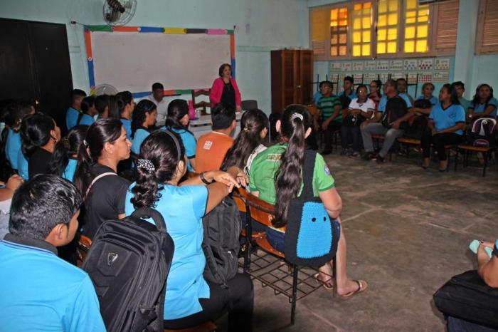 Aulas da rede municipal de Parintins continuam suspensas por mais 15 dias 