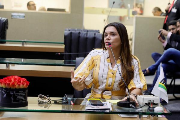 Deputada sugere adiamento das eleições municipais