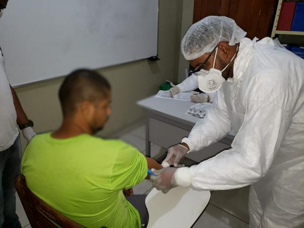 Prefeitura de Parintins promove novo atendimento a presos com Covid-19 na unidade prisional e delegacia