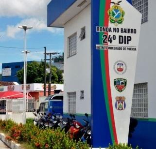 Homem agride idosa em banco com barra de ferro e acaba preso em Manaus-AM