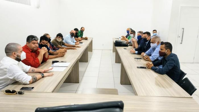 Amazonas Energia propõe data para diminuir poluição sonora em Parintins Amazonas Energia propõe data para diminuir poluição sonora em Parintins
