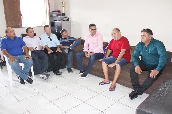 Confiante, Israel Paulain inicia pré-campanha recebendo apoios em Nhamundá-Am