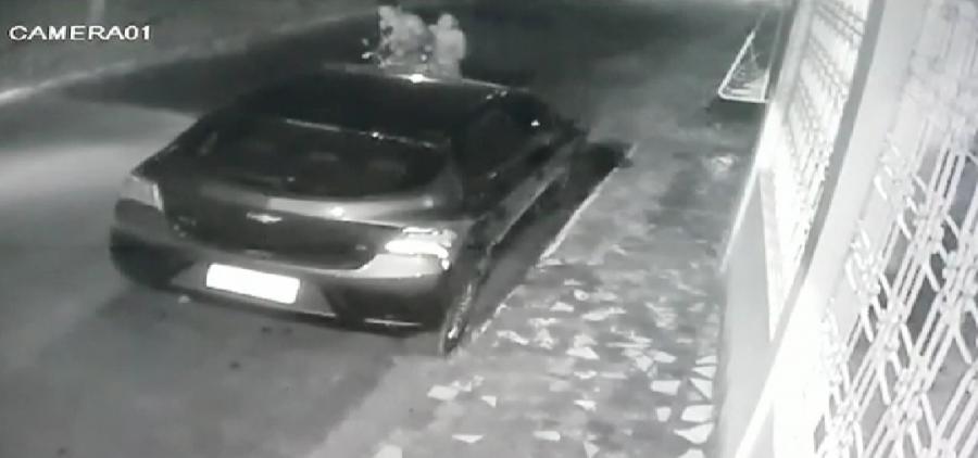 Casal bate em carro do diretor da empresa de trânsito de Parintins