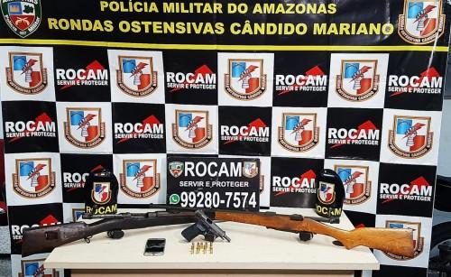 PM, por meio da Rocam, detém homem com fuzis e pistola na zona oeste