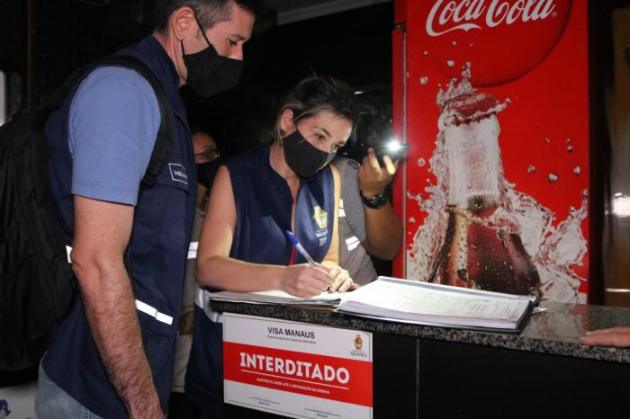 Fiscalização fecha oito bares em Manaus durante final de semana