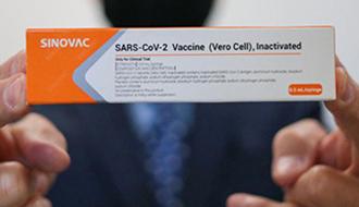  Anvisa deve informar, em 48 horas, motivação para a suspensão dos testes da CoronaVac