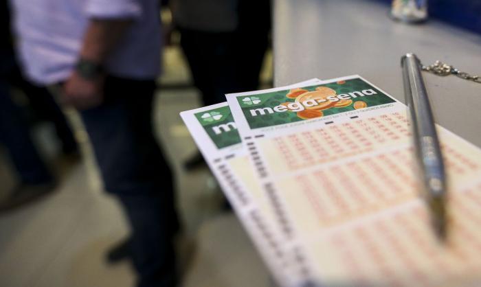 Mega-Sena pode pagar R$ 3 milhões neste sábado Mega-Sena pode pagar R$ 3 milhões neste sábado