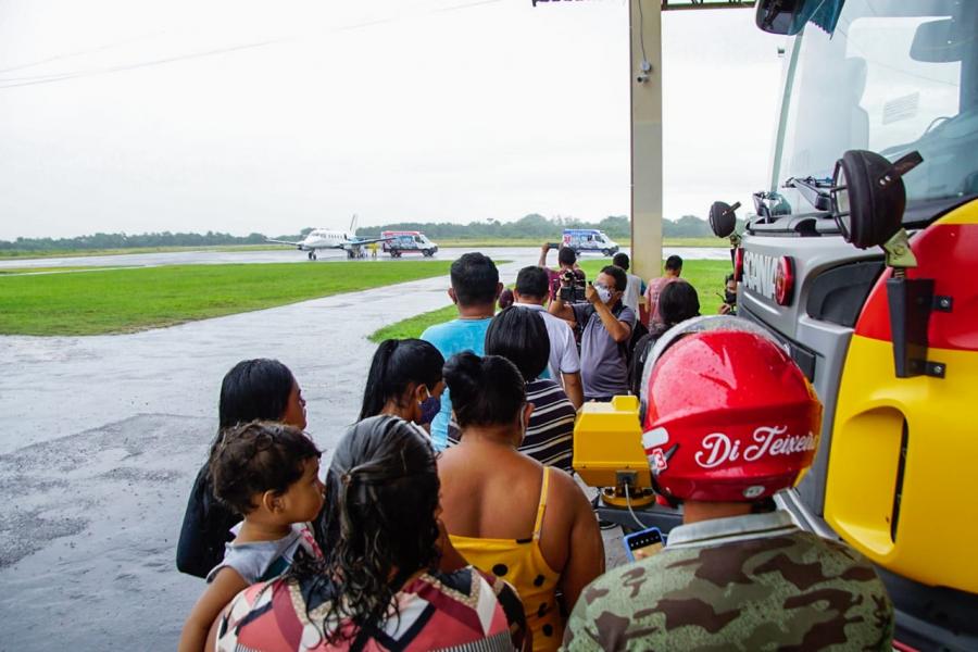 Seis parintinenses em estado grave são transferidos para leitos de UTI de Belém-PA