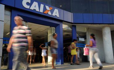 Mais de 22 mil pessoas recebem hoje parcelas do auxílio emergencial 
