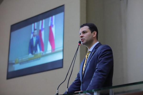 Governo do AM atende Saullo Vianna com flexibilização do decreto para salões e aumenta horário do comércio 