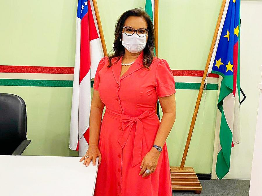 Márcia Branda apresenta indicação da Carreta para saúde da mulher em Parintins Márcia Branda apresenta indicação da Carreta para saúde da mulher em Parintins