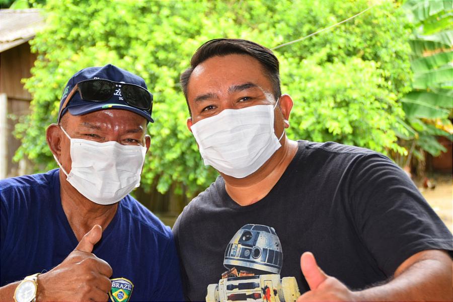 ASSISTA: Pai e filho contam drama familiar e vitória após serem intubados com Covid-19