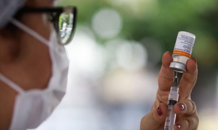 Covid-19: Brasil registra 100,1 mil casos e 2,7 mil mortes em 24 horas