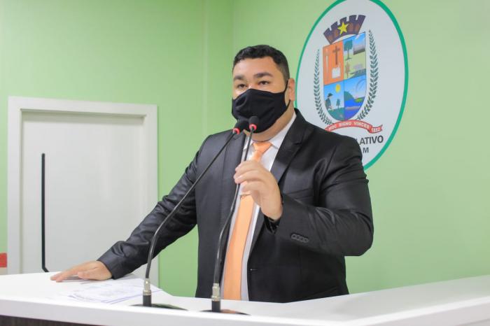 Alex Garcia destaca emendas de Saullo Vianna destinadas a Parintins