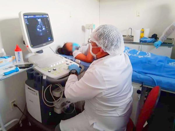 UBS Fluvial de Parintins retoma exames de ultrassom na região do Mamuru