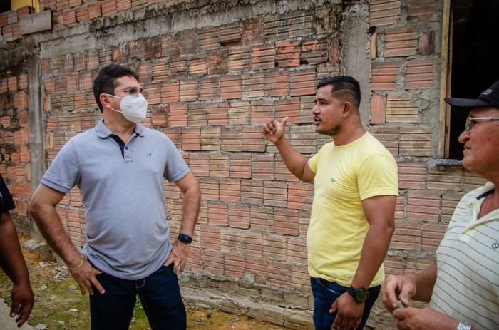 Vereador Jander acompanha execução de obras no bairro Tancredo Neves