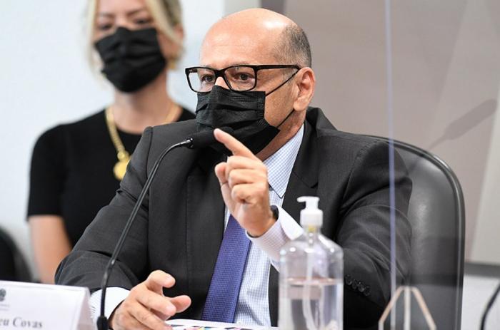 CPI: Dimas Covas afirma que Brasil poderia ter sido primeiro do mundo a vacinar 