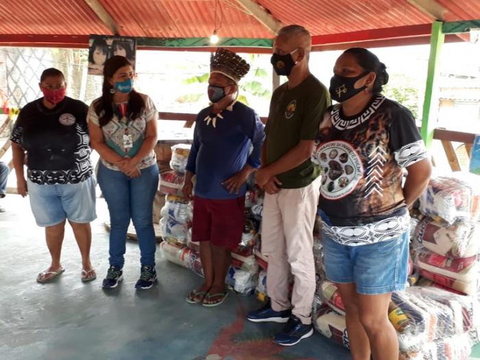 ALIMENTOS: Funai começa entrega de 24 mil cestas a indígenas do Amazonas