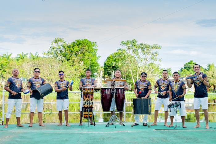 Oficina de percussão destaca influências musicais no ritmo do boi-bumbá Oficina de percussão destaca influências musicais no ritmo do boi-bumbá