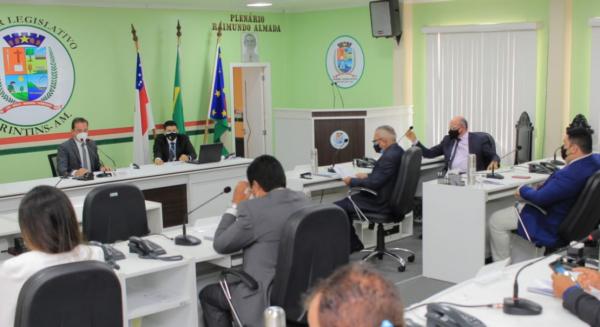 Câmara de Parintins quita primeira parcela do 13º salário dos servidores