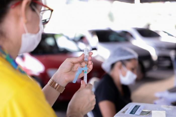 Prefeitura de Manaus retoma vacinação contra a Covid-19 nesta terça-feira