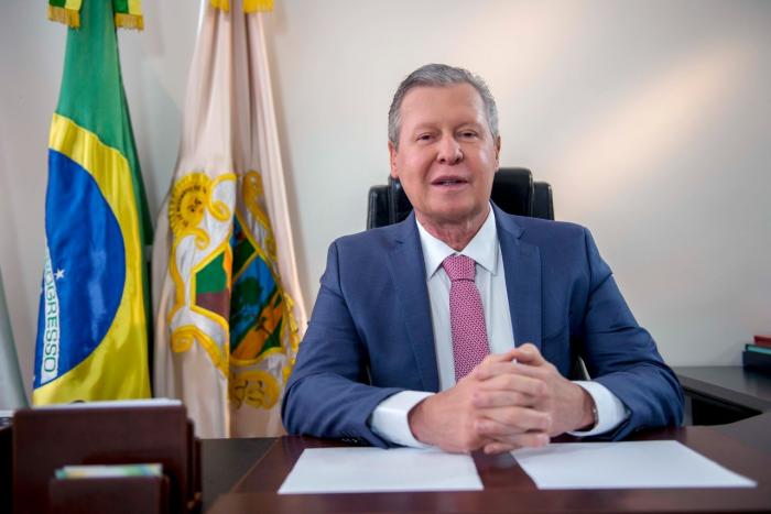 Arthur Neto trabalha propostas de governo com o empoderamento da mulher como primeira necessidade