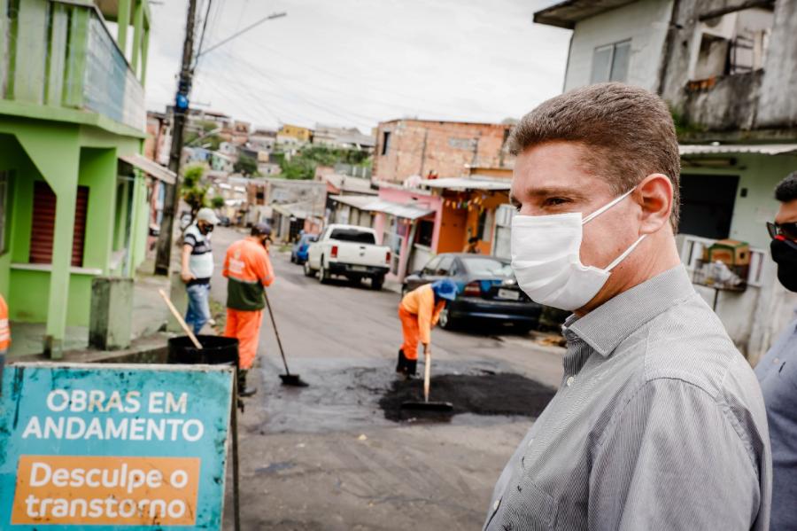 Prefeitura de Manaus intensifica frentes de obras nas zonas Oeste e Centro-Oeste  