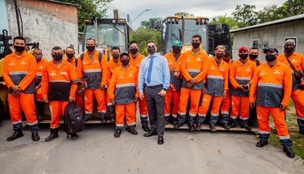 Jander Lobato viabiliza mutirão de obras e limpeza na comunidade São João, em Manaus