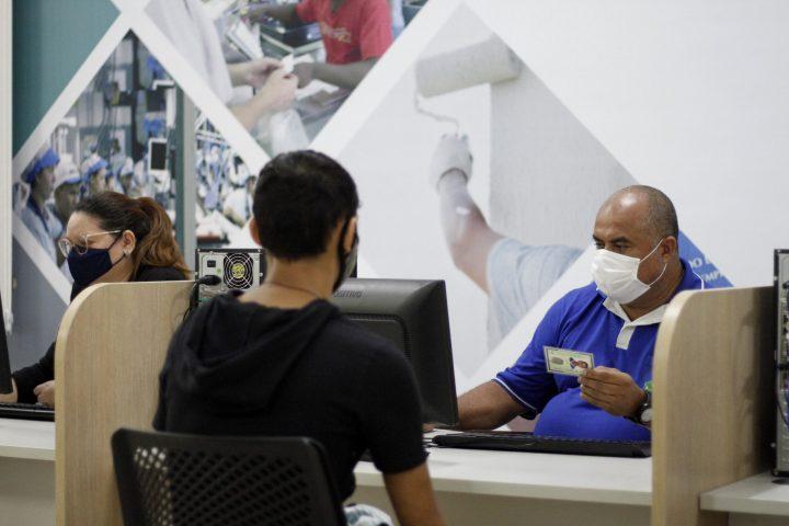 Em Manaus, 114 vagas de emprego estão sendo oferecidas nesta segunda-feira