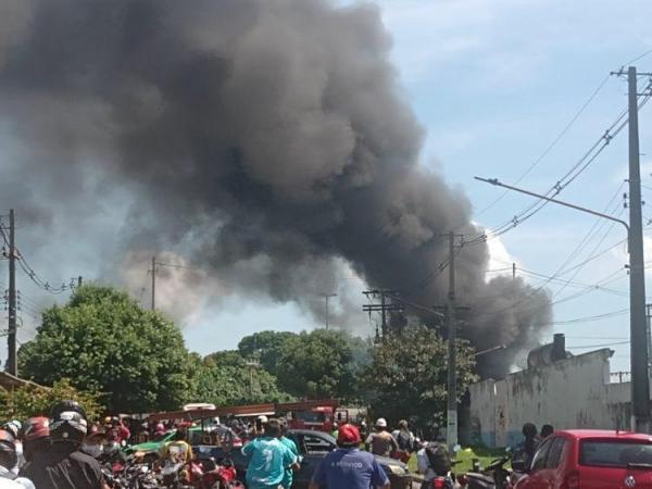 Usina Termoelétrica da Amazonas Energia em Parintins pega fogo