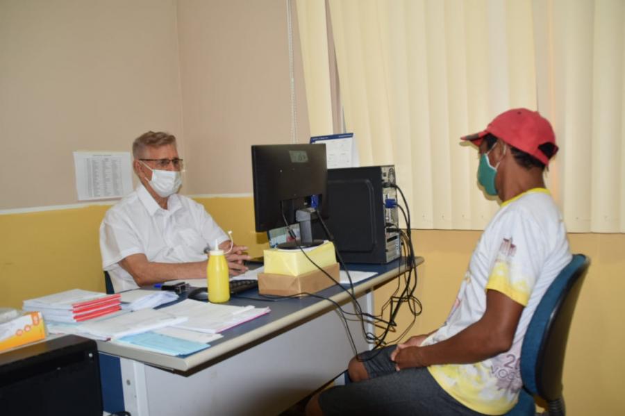 Lenda da medicina, Romualdo Corrêa volta atender em Parintins Lenda da medicina, Romualdo Corrêa volta atender em Parintins