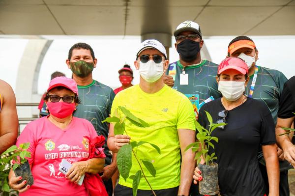 No Dia da Amazônia, David Almeida enfatiza conscientização e combate à queimada  