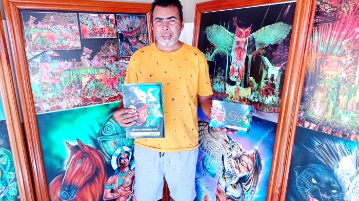Roberto Reis inicia exposição retratando lendas históricas do Festival de Parintins Roberto Reis inicia exposição retratando lendas históricas do Festival de Parintins