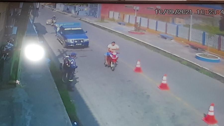 VÍDEO: Guarda de trânsito denuncia ameaça com pistola em Parintins VÍDEO: Guarda de trânsito denuncia ameaça com pistola em Parintins